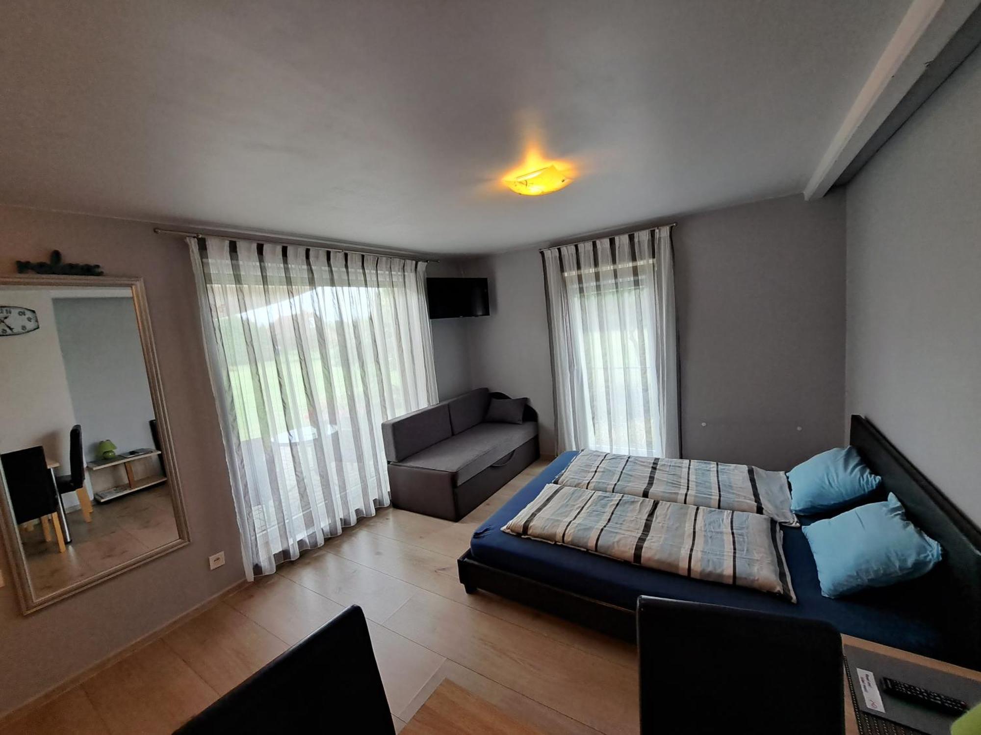 Guest House Podnieki เวนต์สปิลส์ ภายนอก รูปภาพ