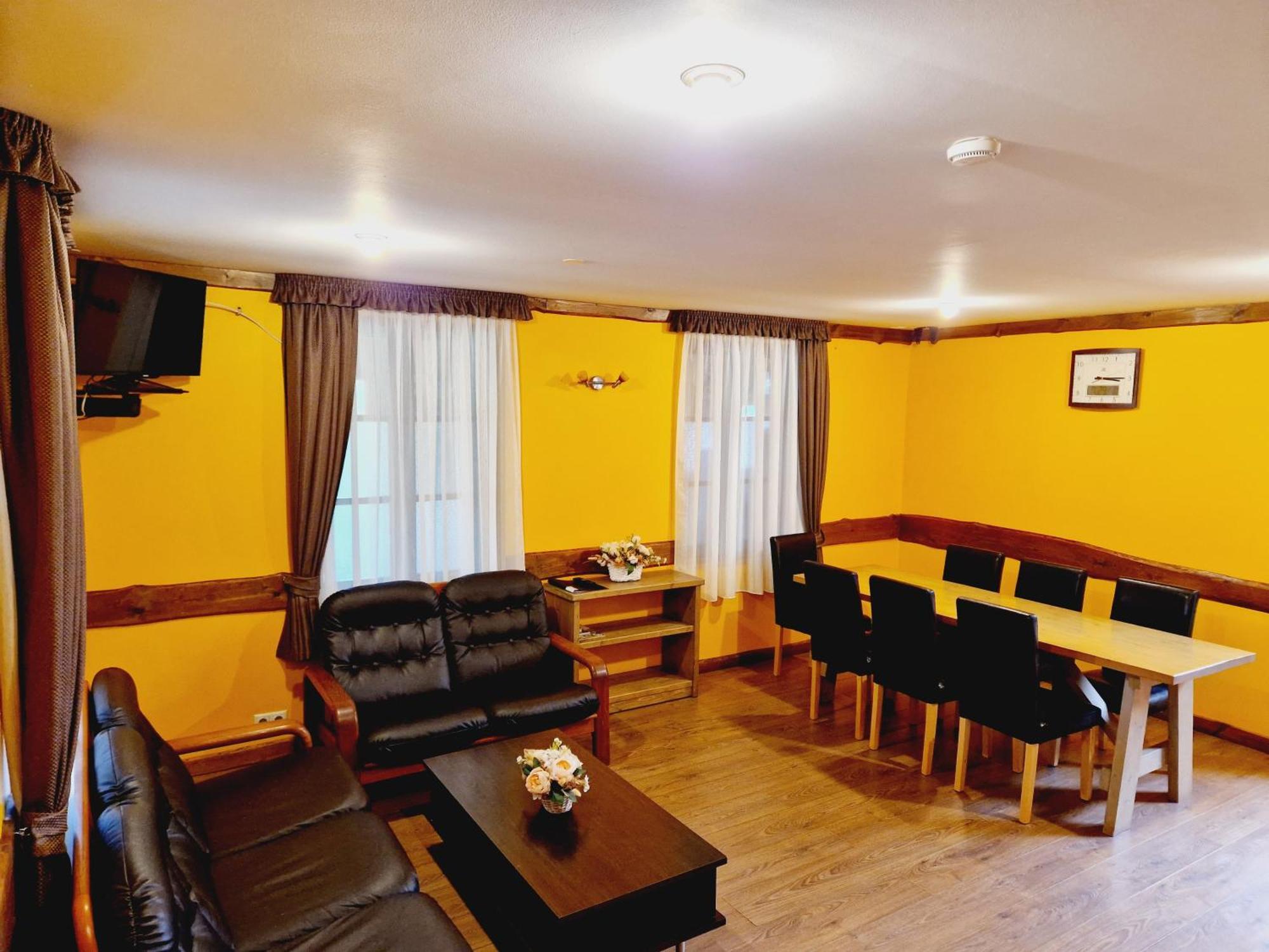Guest House Podnieki เวนต์สปิลส์ ภายนอก รูปภาพ