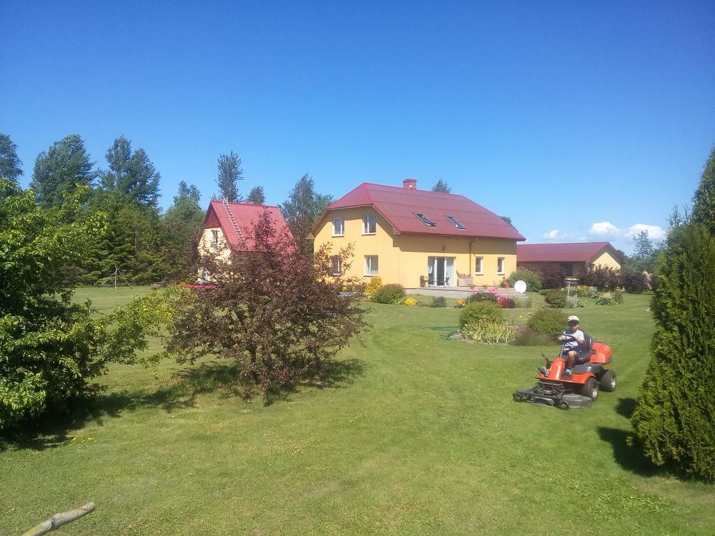 Guest House Podnieki เวนต์สปิลส์ ภายนอก รูปภาพ